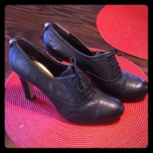 Nine West Black Heals